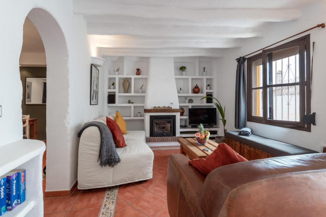Town House With Roof Terrace And Plunge Pool Villa Alcaucín Eksteriør billede