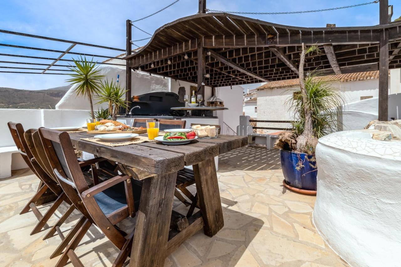 Town House With Roof Terrace And Plunge Pool Villa Alcaucín Eksteriør billede